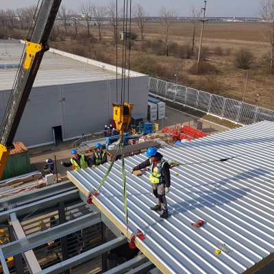 Planseu hala industriala